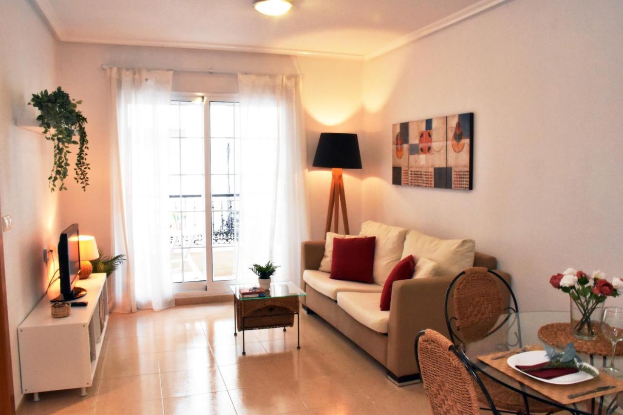 Beach Apartment Торевьиа Экстерьер фото