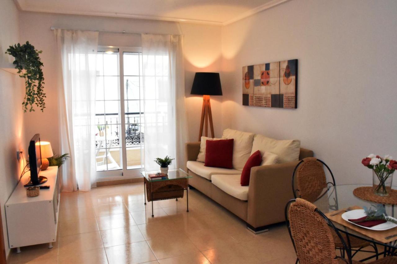 Beach Apartment Торевьиа Экстерьер фото