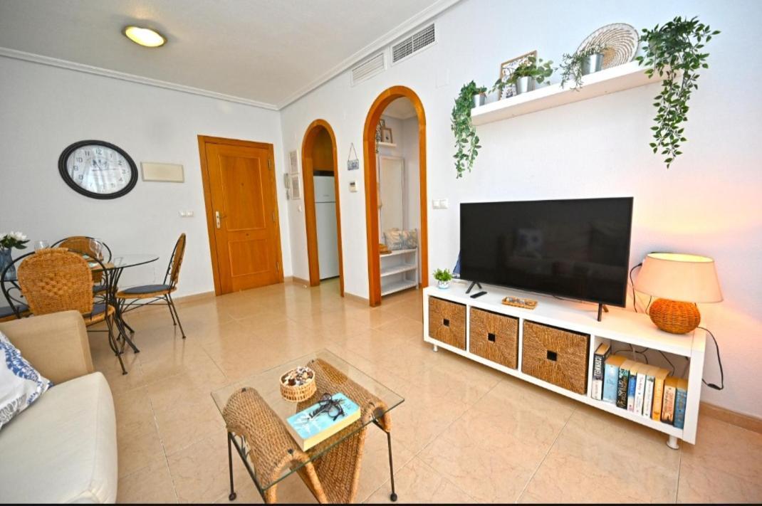 Beach Apartment Торевьиа Экстерьер фото